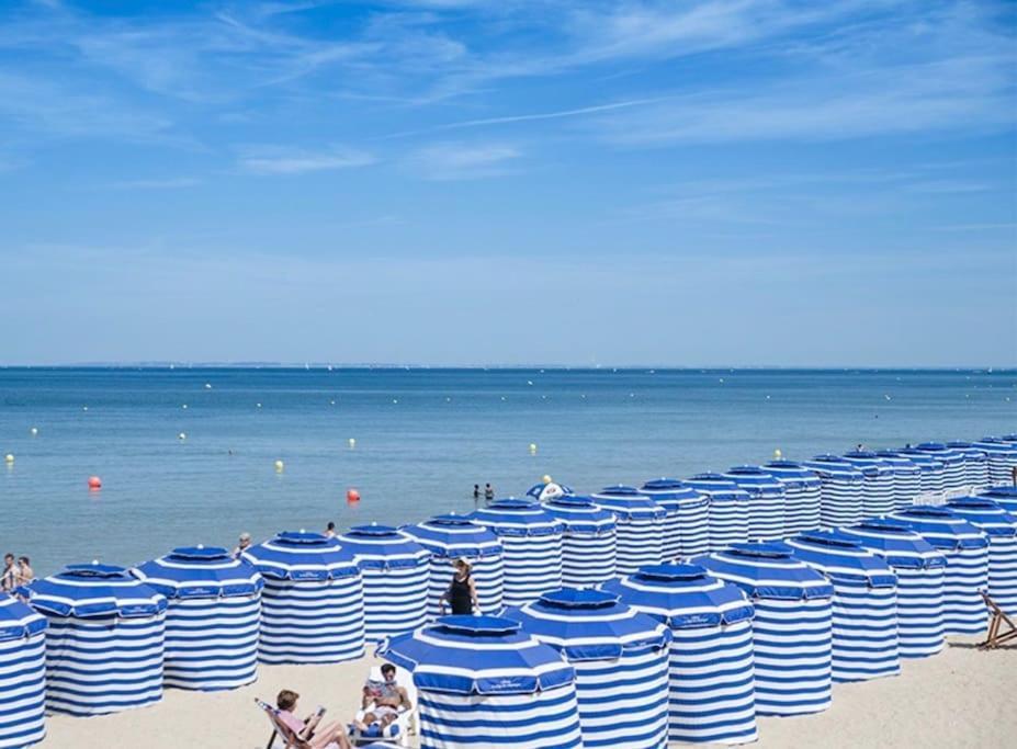 Joli Studio Pres Du Front De Mer Cabourg Extérieur photo